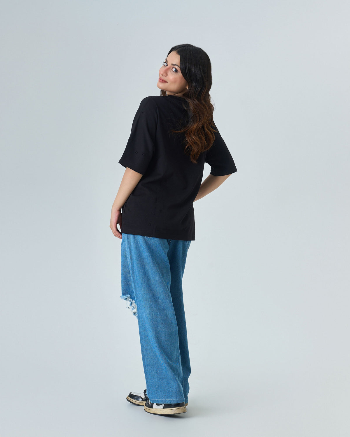 Distressed T Shirt- Black